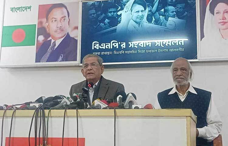 চলতি বছরের জুলাই-আগস্টের মধ্যেই জাতীয় সংসদ নির্বাচন অনুষ্ঠান সম্ভব, এ ব্যাপারে উদ্যোগে নিতে অন্তর্বর্তীকালীন সরকারের প্রতি আহ্বান জানিয়েছে বিএনপি। ছবি: খালেদ হোসাইন