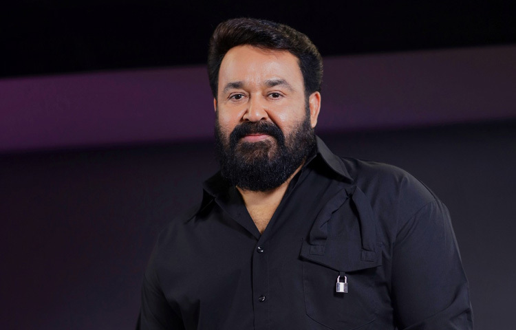 তার ‘ভানাপ্রস্তম’ কানে চলচ্চিত্র উৎসবে প্রদর্শিত হয়েছিল, আর এটি ভারতের পক্ষ থেকে অস্কারে পাঠানো হয়েছিল। ‘দৃশ্যম’ সিনেমাটি মালয়ালম ছাড়াও হিন্দি, তেলেগু ও তামিল ভাষায় রিমেক হয় এবং প্রতিটি সংস্করণেই সিনেমাটির হৃদয় ছুঁয়ে যাওয়ার মূল কৃতিত্ব মোহনলালের অসামান্য অভিনয়েরই ফল।