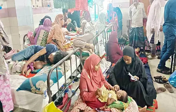 হামের লক্ষণ নিয়ে ময়মনসিংহ মেডিকেল কলেজ (মমেক) হাসপাতালে আইসোলেশন ওয়ার্ডে ৯ মাস বয়সি এক শিশুর মৃত্যু হয়েছে। এ নিয়ে এই হাসপাতালে মোট ৭ শিশুর মৃত্যু হলো।