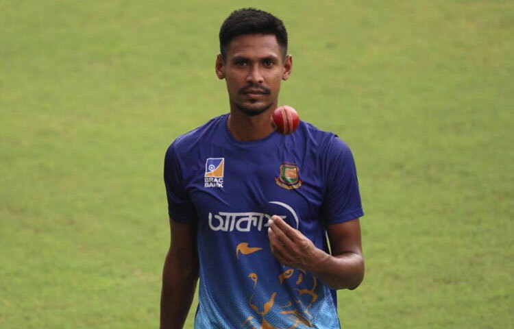 শচীন, ধোনি, রোহিতদের ভোলানো কাটারে ভুগতে হলো ভারতকেও। তখন থেকেই ক্রিকেট দুনিয়ায় ছড়িয়ে পড়ে নতুন এক নাম ‘কাটার মাস্টার মুস্তাফিজ’।