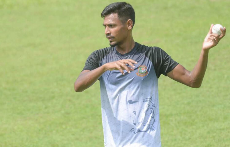 ক্রিকেটে ক্যারিয়ার গড়ার স্বপ্ন যখন ধীরে ধীরে বড় হতে থাকে, তখনো হয়তো তিনি জানতেন না যে একদিন তার কাটারে দিশেহারা হবে বিশ্বের তাবড় ব্যাটসম্যানরা।