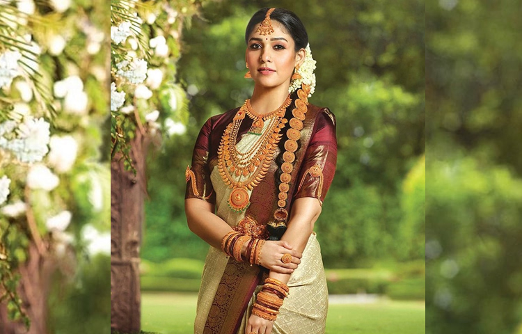 দক্ষিণী এই অভিনেত্রী শাড়ি পরতেই বেশি পছন্দ করেন। ছবি: ফেসবুক থেকে