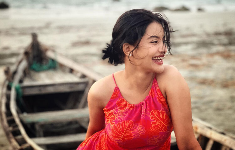 নাজিফা তুষির ক্যারিয়ার এখনো নবীন, কিন্তু তার প্রতিটি কাজেই আছে পরিপক্বতার ছাপ। তিনি ধীরে ধীরে এমন এক জায়গায় পৌঁছেছেন, যেখানে নাম নয়, কাজই তার পরিচয়। এটাই তাকে আলাদা করে তুলেছে বর্তমান সময়ের অনেক তরুণ অভিনেত্রীদের থেকে।