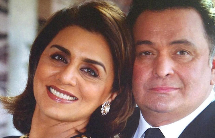 ১৯৮০ সালে রিশি কাপুরকে বিয়ে করেন নিতু, এরপর বেশ লম্বা সময় অভিনয় থেকে নিজেকে গুটিয়ে নেন। বিয়ের পর বলিউড থেকে বিদায় নিয়েছিলেন, কিন্তু দর্শকের মনের মণিকোঠায় রয়ে গিয়েছিলেন নিতু।