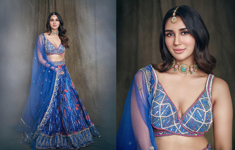 অভিনয়ের বাইরে আরেকটি দিকেও নজর কাড়েন তিনি তা হলো ফ্যাশন। স্টাইলের প্রশ্নে তিনি কখনোই একঘেয়ে নন।