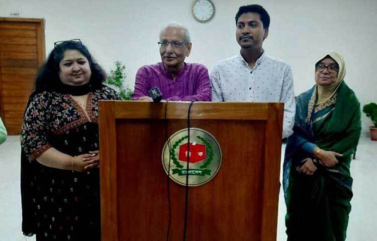 রাজনৈতিক দলগুলোর সঙ্গে মতবিনিময়ের প্রয়োজন নেই বলে মনে করেন নির্বাচন ব্যবস্থা সংস্কার কমিশনের প্রধান ড. বদিউল আলম মজুমদার। ছবি: মফিজুল সাদিক