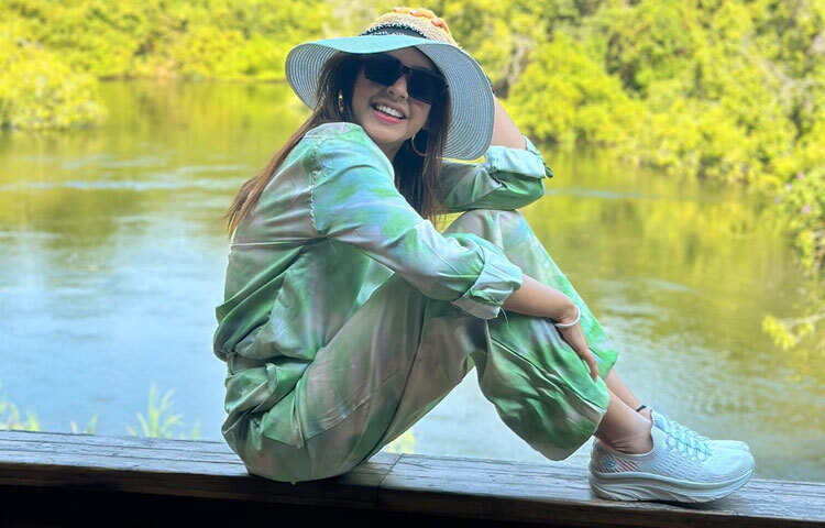 নীতি টেলর সবসময় বিশ্বাস করেন ইতিবাচক শক্তিতে। এক সাক্ষাৎকারে তিনি বলেছিলেন, আমি প্রতিদিন নিজের প্রতি কৃতজ্ঞ থাকতে শিখেছি। আমি চাই আমার হাসিটা যেন মানুষের মন ভালো করে দেয়।