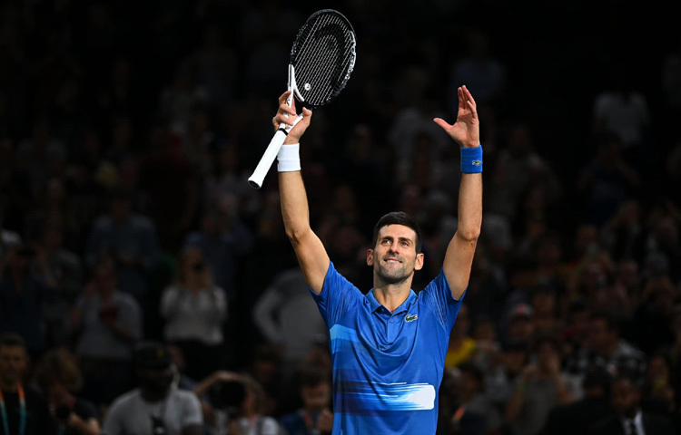 ২০০৩ সালে পেশাদার টেনিস শুরু করেন তিনি। প্রথম গ্র্যান্ড স্ল্যাম জেতেন ২০০৮ সালে, অস্ট্রেলিয়ান ওপেন। এরপর একে একে দাপট দেখাতে শুরু করেন উইম্বলডন, ইউএস ওপেন, ফ্রেঞ্চ ওপেনে।