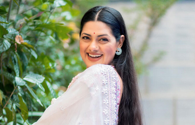 তৌকীর আহমেদ পরিচালিত হালদা ছবিতে অভিনয় করে পেয়েছেন জাতীয় চলচ্চিত্র পুরস্কার।