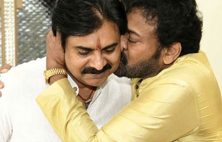 পবনের বড় ভাই চিরঞ্জীবী ছিলেন তেলুগু চলচ্চিত্রের অন্যতম সেরা নায়ক। তবে পবন কল্যাণ কখনোই ভাইয়ের ছায়ায় আটকে থাকতে চাননি। তিনি চেয়েছিলেন নিজস্ব পরিচয় তৈরি করতে, আর সেখানেই শুরু তার অন্যরকম পথচলা।