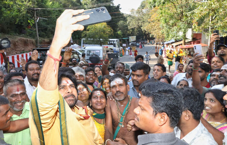 তিনি প্রমাণ করেন সিনেমার পর্দার নায়ক হওয়া যায়, তবে রাজনীতির মঞ্চে মানুষের প্রকৃত সেবক হওয়াটাই আসল সাফল্য।