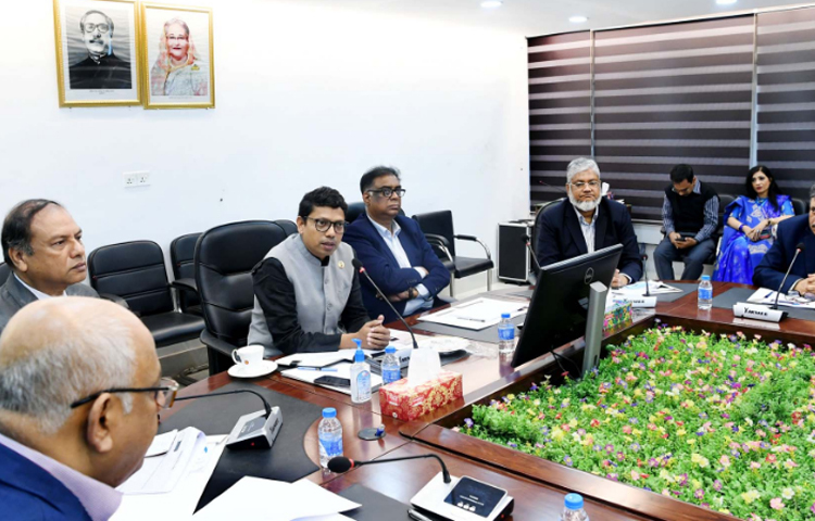 তথ্যপ্রযুক্তি প্রতিমন্ত্রী জুনাইদ আহমেদ পলক তেজগাঁওয়ের টেলিযোগাযোগ অধিদপ্তরে কর্মকর্তাদের সঙ্গে মতবিনিময় সভায় প্রধান অতিথির বক্তব্য রাখেন। ছবি: পিআইডি