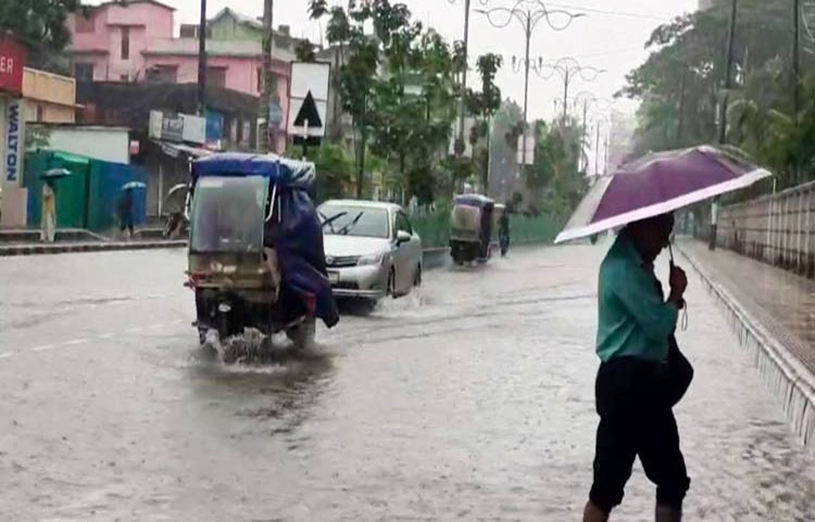 পশ্চিম ও তৎসংলগ্ন এলাকায় সৃষ্ট লঘুচাপের প্রভাবে উত্তর বঙ্গোপসাগরে বায়ুচাপের তারতম্যের আধিক্য বিরাজ করছে। ছবি: মাহমুদ হাসান রায়হান