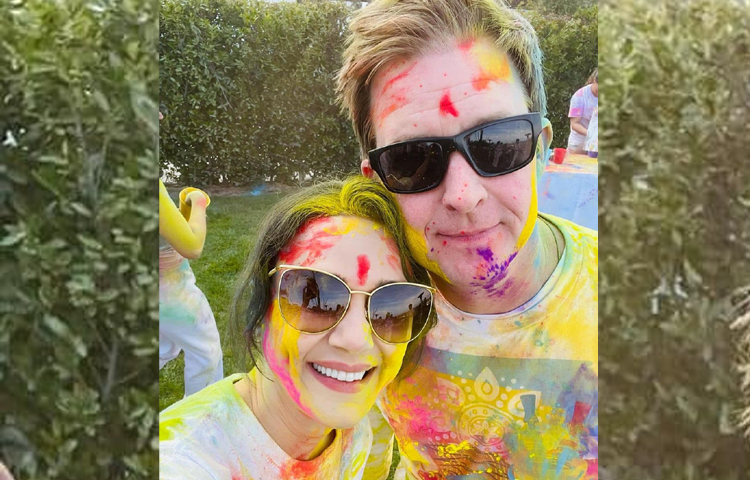 এ দিন হোলি উদযাপনের একাধিক ছবি সামাজিক যোগাযোগ মাধ্যমে শেয়ার করেছেন অভিনেত্রী। ছবি: ইনস্টাগ্রাম