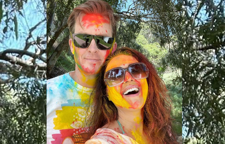 শেয়ার করা ছবি ক্যাপশনে অভিনেত্রী লিখেছেন, ‘সবাইকে হোলির শুভেচ্ছা। রঙের এই উৎসব আপনার এবং আপনার পরিবারের জন্য আনন্দ, সুখ এবং শান্তি বয়ে আনুক। ভালবাসা সবসময়।’ ছবি: ইনস্টাগ্রাম