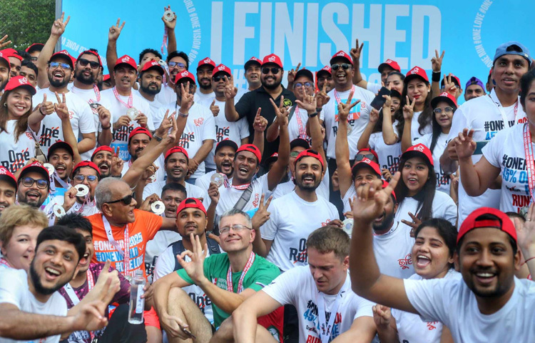 সফলভাবে শেষ হলো আন্তর্জাতিক ওয়ান রান ম্যারাথন-২০২৫। এই ম্যারাথনে ৪টি ক্যাটাগরিতে এক হাজারের বেশি দেশি-বিদেশি দৌড়বিদ অংশগ্রহণ করেন। এই প্রতিযোগিতায় ২১ জনকে বিজয়ী ঘোষণা করা হয়েছে। ছবি: মাহবুব আলম