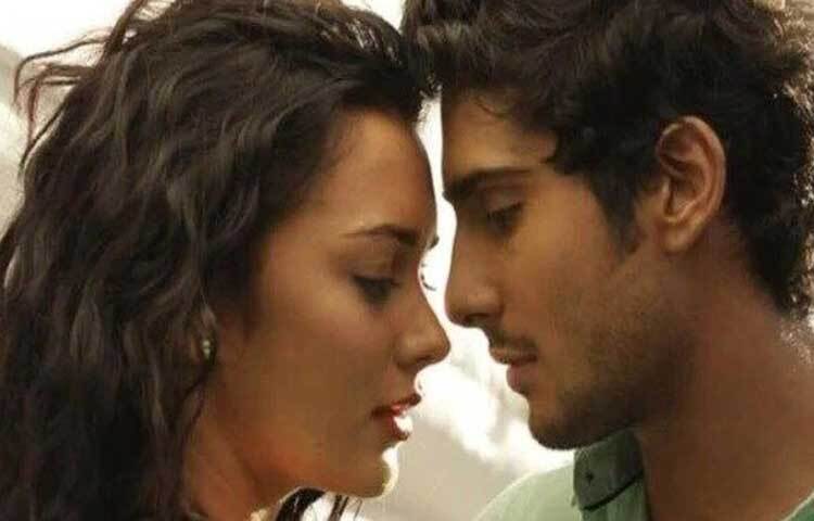 গুঞ্জন ছিল তারা একে অপরের সঙ্গে সম্পর্কে জড়িয়েছেন।