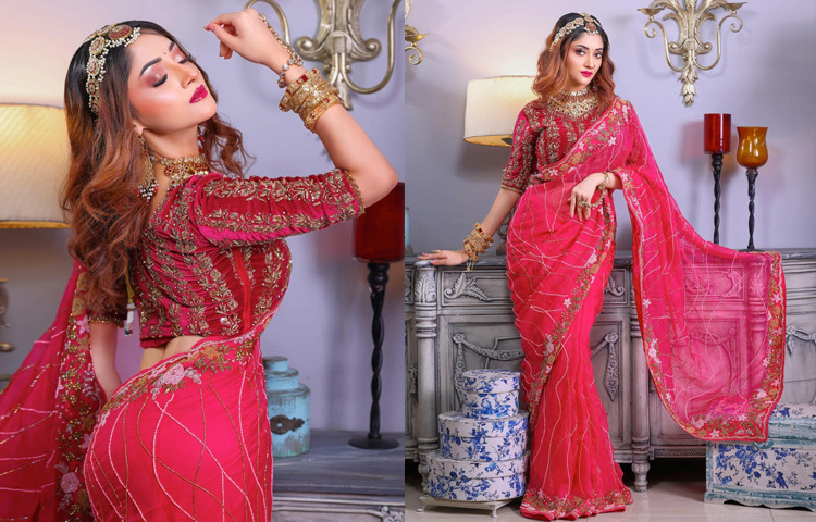 সিনেমার বাইরের সময়গুলোতেও পূজার স্টাইল হয়ে উঠছে আলোচনার কেন্দ্রবিন্দু।