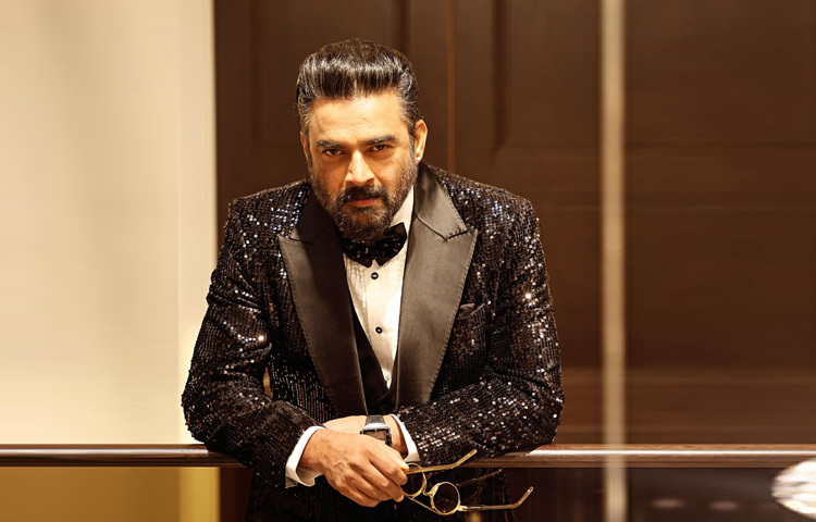 ২০২২ সালে মুক্তি পাওয়া ‘রকেট্রি’ সিনেমার মাধ্যমে তিনি পরিচালক ও প্রযোজক হিসেবেও নিজের প্রতিভা দেখিয়েছেন। ভারতের বিজ্ঞানী নাম্বি নারায়ণনের জীবনের ওপর ভিত্তি করে তৈরি এই সিনেমা দর্শক ও সমালোচকদের প্রশংসা কুড়ায়।