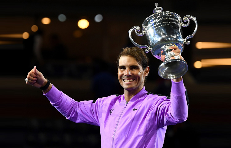 ২০০৮ সালে তিনি প্রতিষ্ঠা করেন ‘রাফা নাদাল ফাউন্ডেশন’, যা শিশুদের শিক্ষা, স্বাস্থ্য ও খেলাধুলার মাধ্যমে উন্নয়নে কাজ করে। তার মানবিক কাজ ও ভদ্র আচরণের জন্য খেলাধুলার বাইরেও তিনি বিশ্বব্যাপী শ্রদ্ধেয় একজন ব্যক্তিত্ব।