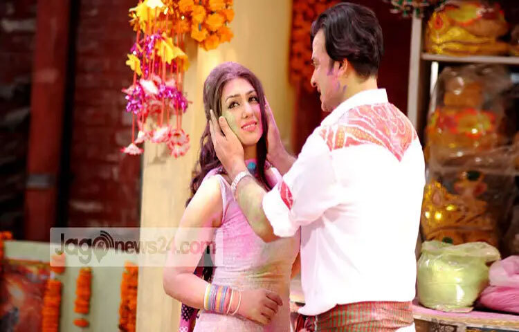 ‘চাচ্চু’, ‘দুই পৃথিবী’, ‘মাই নেইম ইজ খান’, ‘শ্বশুরবাড়ি জিন্দাবাদ’ কিংবা ‘রাজনীতি’-প্রতিটি ছবিতেই তিনি নিজেকে ভেঙেছেন, নতুনভাবে নির্মাণ করেছেন।