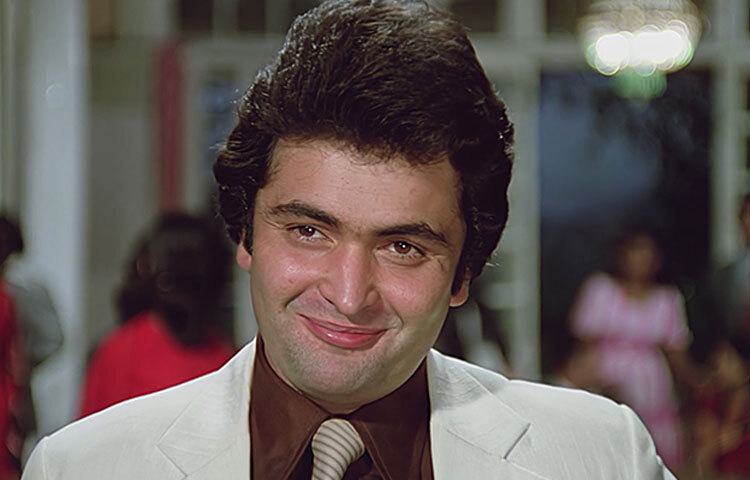 ১৯৭০ সালে মেরা নাম জোকার ছবিতে ছোট রাজকাপুরের ভূমিকায় অভিনয় করেই নজর কাড়েন তিনি। আর ১৯৭৩ সালে ববি ছবির মাধ্যমে বলিউডে নায়ক হিসেবে আত্মপ্রকাশ ঘটে ঋষির। সেই ছবির প্রেমকাহিনি এবং ঋষি-ডিম্পল জুটির রসায়ন এক নতুন ধারার সূচনা করে হিন্দি সিনেমায়।