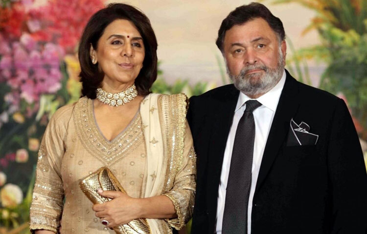 বলিউডের আরেক জনপ্রিয় নায়িকা নীতু সিংকে বিয়ে করেন ঋষি। তাদের প্রেমকাহিনি যেমন ছবির পর্দায় আলোচিত হয়েছিল, বাস্তব জীবনেও ছিল সমান সুন্দর।