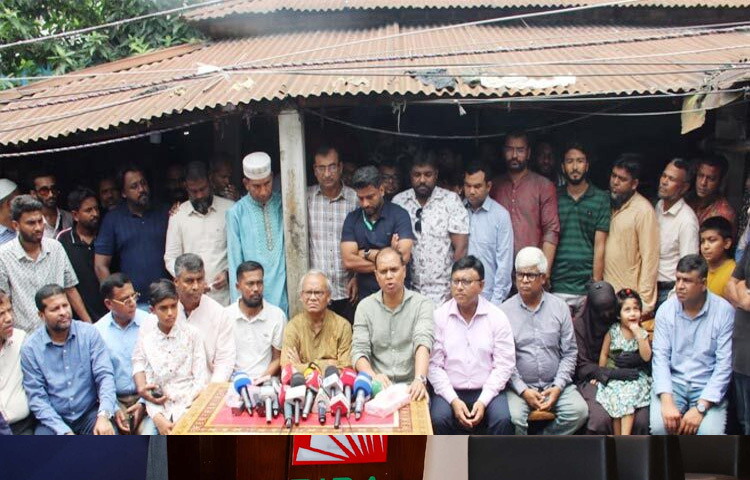 রমজানের আগে নির্বাচন দিয়ে সরকার জনগণের দাবি ও আকাঙ্ক্ষা পূরণ করেছে বলে মন্তব্য করেছেন বিএনপির সিনিয়র যুগ্ম মহাসচিব রুহুল কবির রিজভী। ছবি: জাগো নিউজ