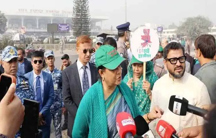 যে কোনো মূল্যে ঢাকার শাহজালাল আন্তর্জাতিক বিমানবন্দর এলাকাকে নীরব এলাকা হিসেবে প্রতিষ্ঠিত করা হবে বলে জানিয়েছেন পরিবেশ, বন ও জলবায়ু উপদেষ্টা সৈয়দা রিজওয়ানা হাসান।