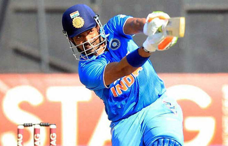 ২০০৫ সালে চ্যালেঞ্জার ট্রফিতে দুর্দান্ত পারফরম্যান্সের পর আলোচনায় আসেন উথাপ্পা। মাত্র ২০ বছর বয়সে তিনি খেলেন জাতীয় দলের হয়ে, ২০০৬ সালে ইংল্যান্ডের বিপক্ষে ওয়ানডে ম্যাচে। সেই ম্যাচেই করেন ৮৬ রানের দুর্দান্ত ইনিংস। সেই ইনিংসের পর থেকেই ক্রিকেটপ্রেমীদের নজর পড়ে এই তরুণের দিকে।