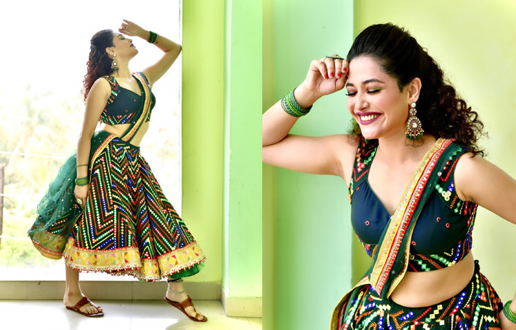 ছোট পর্দা দিয়ে অভিনয়জীবনের শুরু হলেও এখন ওয়েব সিরিজ, সিনেমা-সবখানে তার পদচারণা।