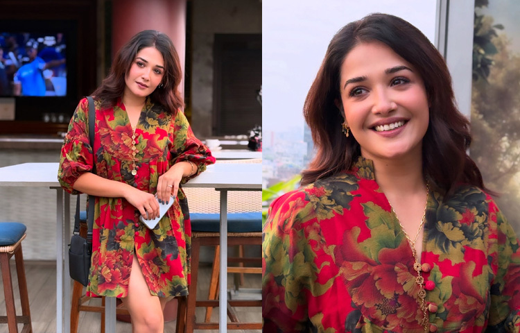 রোশনীর হাসি যেমন মায়াবী, তেমনই সাহসী তার উপস্থিতি।