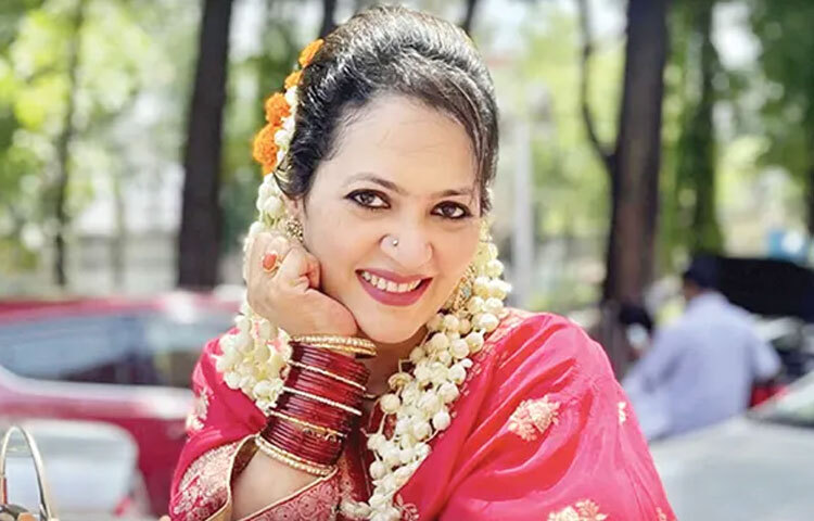 সময় বদলেছে, বদলেছে কনটেন্ট দেখার মাধ্যম। ইউটিউবের মাধ্যমে মুক্তির কাজ পাচ্ছে দর্শকের ভালোবাসা। নতুন প্রজন্মের দর্শকের সঙ্গেও তার সেতুবন্ধন এমনই।