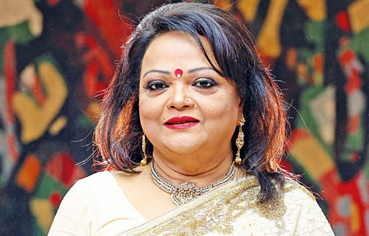 দীর্ঘ ক্যারিয়ারে সাবিনা ইয়াসমিন অর্জন করেছেন অসংখ্য পুরস্কার ও স্বীকৃতি। জাতীয় চলচ্চিত্র পুরস্কারই পেয়েছেন এক ডজনের বেশি। এছাড়া একুশে পদক ও স্বাধীনতা পদকের মতো রাষ্ট্রীয় স্বীকৃতিও তার ঝুলিতে রয়েছে।