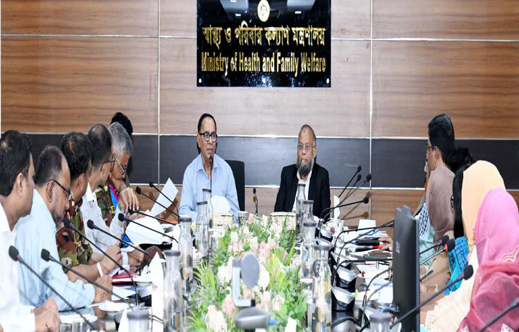 মন্ত্রণালয়ের সভাকক্ষে সরকারি হাসপাতালে স্বাস্থ্য সেবায় ‘হাসপাতাল সমাজসেবা’র গুরুত্ব বিষয়ক মতবিনিময় সভায় সভাপতির বক্তৃতা করেন স্বাস্থ্য সেবা বিভাগের সচিব মো. সাইদুর রহমান। ছবি: পিআইডি