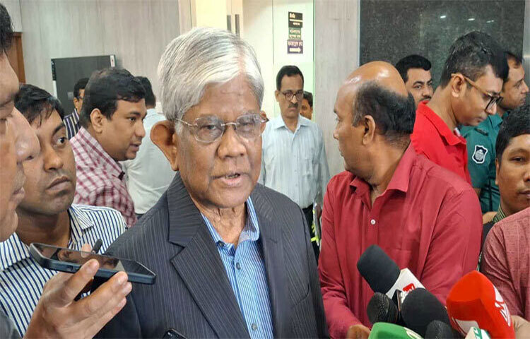 অর্থনৈতিক দিক দিয়ে স্বস্তিতে রয়েছে বলে মন্তব্য করেছেন অর্থ উপদেষ্টা সালেহউদ্দিন আহমেদ। তিনি বলেছেন, অর্থনৈতিক দিক দিয়ে আমি স্বস্তিতে আছি। সে জন্য তো আমরা মোটামুটি একটু কনফিডেন্ট।