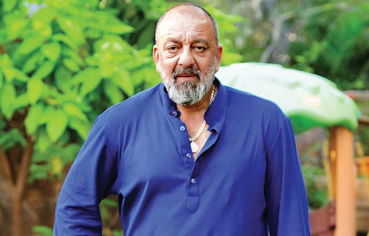 সঞ্জয় দত্তের জীবন প্রমাণ করে মানুষের জীবনে যতই বাধা আসুক, মনোবল আর সংকল্প থাকলে সব পার করা সম্ভব। নেশা থেকে মুক্তি, আইনের সঙ্কট থেকে জীবনের নতুন যাত্রা সব কিছু মিলিয়ে তিনি হয়ে উঠেছেন বলিউডের এক অবিস্মরণীয় নায়ক ও মানুষের প্রতি বিশ্বাসের প্রতীক।