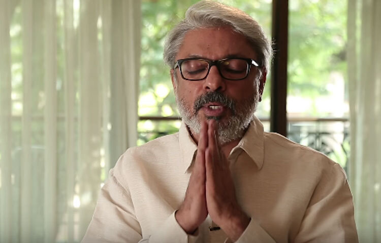 এরপর বানসালি নিজেই নেমে যান পরিচালনায়। ১৯৯৬ সালে তিনি বানান ‘খামোশি: দ্য মিউজিক্যাল’।