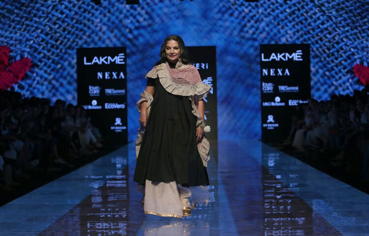 তিনি অসংখ্য পুরস্কার পেয়েছেন, যার মধ্যে রয়েছে ন্যাশনাল ফিল্ম অ্যাওয়ার্ডস। তার প্রতিটি চরিত্র জীবন্ত, মানবিক এবং প্রভাবশালী। বিশেষ করে ‘আরথ’, ‘মাসুম’ এবং ‘পাহলান’ চলচ্চিত্রগুলোতে তার অভিনয় আজও মনে রাখা হয়।