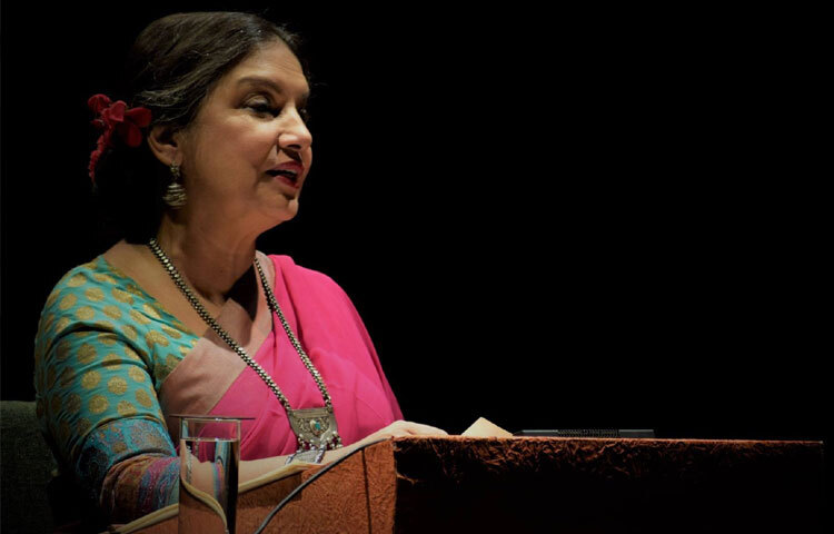 শাবানা আজমি শুধুমাত্র অভিনেত্রী নয়; তিনি একজন সমাজ সচেতন মানুষ। নারীর অধিকার, যৌন হেনস্থা, দারিদ্র্য এবং সমাজের নানান অসঙ্গতির বিরুদ্ধে তিনি সবসময় আওয়াজ তুলেছেন। সিনেমার মাধ্যমে সমাজের দরিদ্র এবং নিপীড়িত নারীদের কণ্ঠ হয়ে উঠেছেন।