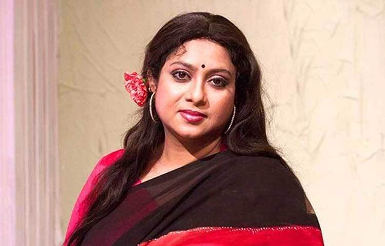 বেশ লম্বা বিরতির পর সম্প্রতি তার ফেরার খবর শোনা যাচ্ছে। তুমুল জনপ্রিয় এই অভিনেত্রীকে বড় পর্দায় দেখার জন্য অপেক্ষার প্রহর গুনছেন তার ভক্ত-অনুরাগীরা।