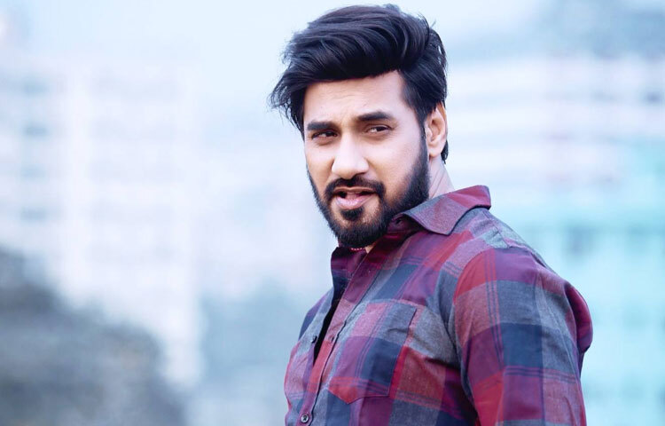 এরপর বদিউল আলম খোকনের পরিচালিত ‘হারজিৎ’ নামের বাণিজ্যিক ধারার সিনেমাতে অভিনয় করেছেন সজল। নাদের চৌধুরীর পরিচালনায় ‘জ্বীন’ সিনেমায় অভিনয় করেছেন তিনি।