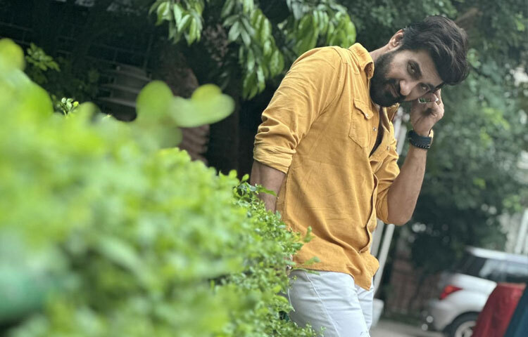 সজল শুধু নাটকেই নয় অভিনয় করেছেন চলচ্চিত্রেও। সজল অভিনীত প্রথম সিনেমা তন্ময় তানসেন পরিচালিত ‘রান আউট’।