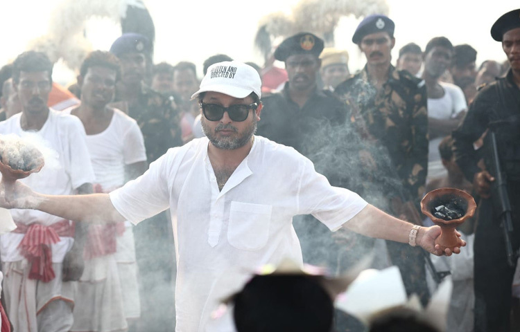 শিবপ্রসাদের সিনেমা শুধুই বাণিজ্যিকভাবে সফল নয়, দর্শকদের মনে জাগিয়েছে আলোড়ন। যেসব গল্প উপেক্ষিত থাকে, সেগুলোকেই তিনি তুলে আনেন সম্মানের জায়গায়। তার প্রতিটি চলচ্চিত্র একধরনের মনস্তাত্ত্বিক যোগাযোগ তৈরি করে দর্শক যেন পর্দার চরিত্রে নিজেকে খুঁজে পায়।