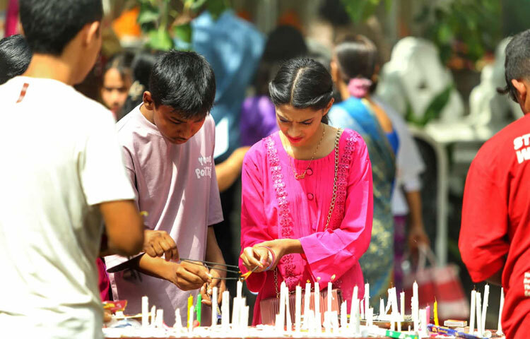 সমাজে শান্তি প্রতিষ্ঠা ও পারস্পরিক সৌহার্দ্য বৃদ্ধির প্রত্যয়ই এই উৎসবের মূল বার্তা।