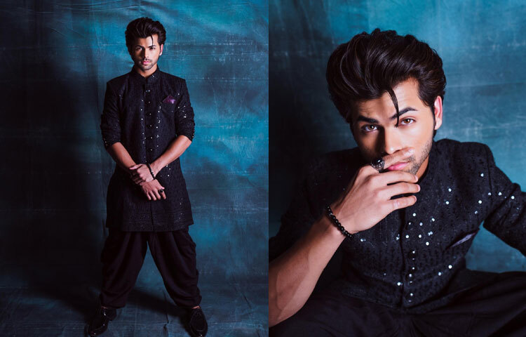 শৈশবের বিজ্ঞাপন থেকে শুরু করে বলিউড, টিভি, ওয়েব-সব জায়গায় নিজের ছাপ রেখে আজ তিনি এক অনন্য তরুণ তারকা। জন্মদিনে ভক্তদের প্রত্যাশা, সিদ্ধার্থ নিগম আরও নতুন উচ্চতায় পৌঁছাবেন এবং ফ্যাশন-স্টাইল দিয়ে তরুণ প্রজন্মকে অনুপ্রাণিত করবেন।