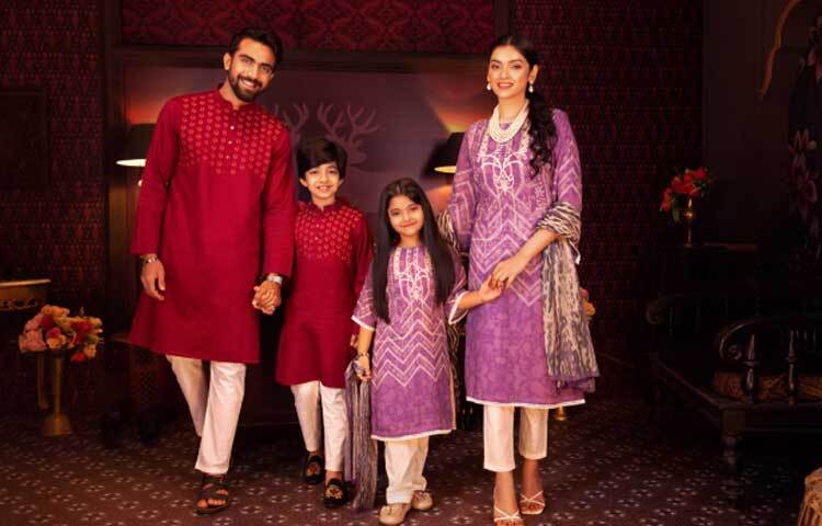 প্রতিবারের মতো সারা’র এবার ঈদের বিশেষ আয়োজনের মধ্যে থাকছে পুরো পরিবারের জন্য একই ডিজাইনের পোশাকের সংগ্রহ। ছবি: সারার সৌজন্য