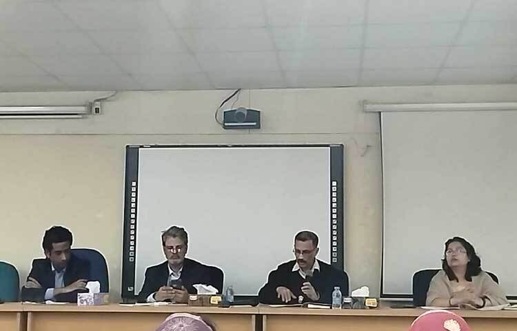 ঢাকা বিশ্ববিদ্যালয়ের (ঢাবি) ছাত্রীদের মধ্যে যারা হলে সিট পাওয়ার যোগ্য হয়েও সিট সংকটের কারণে পাচ্ছেন না তাদের অস্থায়ী আবাসন সহায়তা দেওয়া হবে। অস্থায়ী আবাসনের আওতাভুক্ত ছাত্রীরা প্রত্যেকে মাসে তিন হাজার টাকা পাবেন। ছবি: হাসান আলী