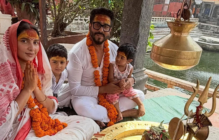 শুভশ্রী শুধু বর্তমানের অভিনেত্রী নন; তিনি নতুন প্রজন্মের জন্য রোল মডেল। অভিনয়ের পাশাপাশি তিনি সক্রিয় সামাজিক কর্মকাণ্ডেও অংশগ্রহণ করেন। তার প্রতিটি পদক্ষেপই নতুন উদ্যম, নতুন গল্প এবং নতুন উদ্দীপনা নিয়ে আসে।