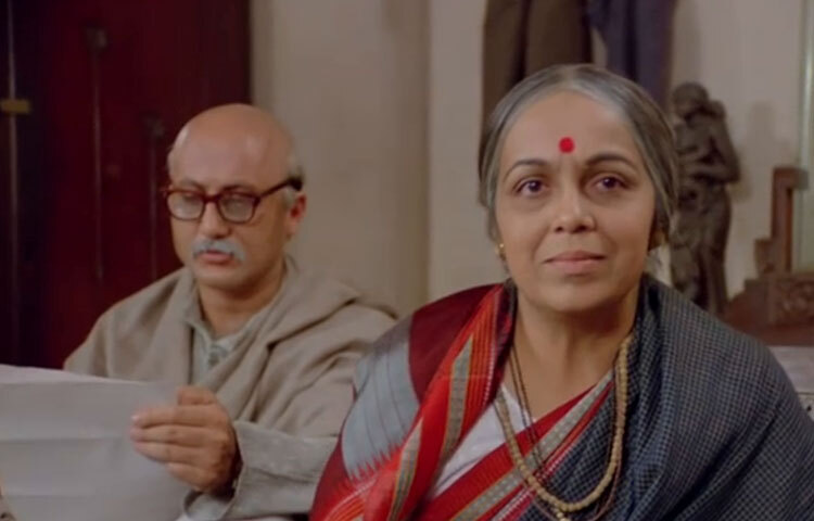 ‘আর্থ’-এর পর ‘সারাংশ’ (১৯৮৪), ‘নাম’ (১৯৮৬), ‘জখম’ (১৯৯৮) কিংবা ‘রাজ’ সিরিজের মতো ভৌতিক ঘরানার চলচ্চিত্র-প্রতিটিতেই তিনি ভিন্ন ভিন্ন আঙ্গিকে নিজেকে প্রমাণ করেছেন। তিনি শুধু প্রেম কিংবা সামাজিক গল্পেই সীমাবদ্ধ থাকেননি; বরং সমাজের অন্ধকার দিক, রাজনৈতিক অস্থিরতা, ব্যক্তিগত যন্ত্রণা এবং মানুষের ভেতরের দ্বন্দ্ব তার চলচ্চিত্রে অনন্যভাবে ফুটে উঠেছে।